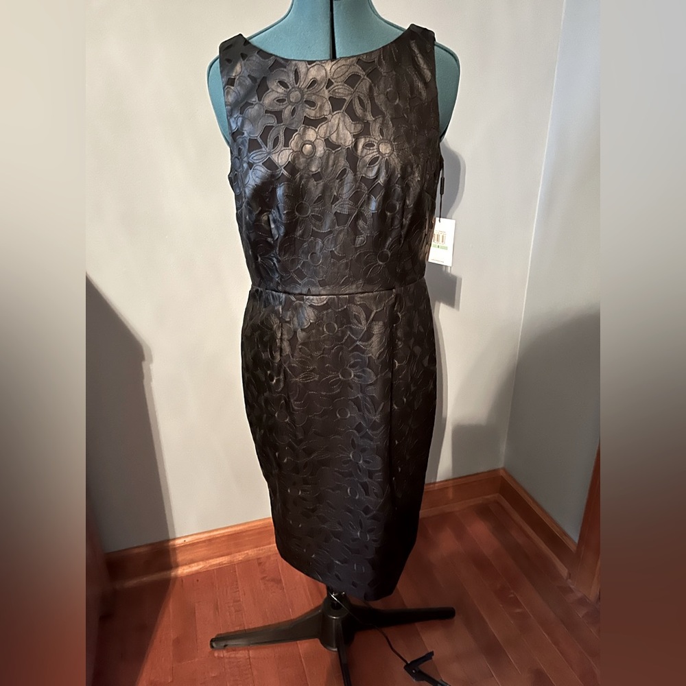 CALVIN KLEIN Laser-Cut Floral Faux Leather Lace Sheath Dress NWT size 8